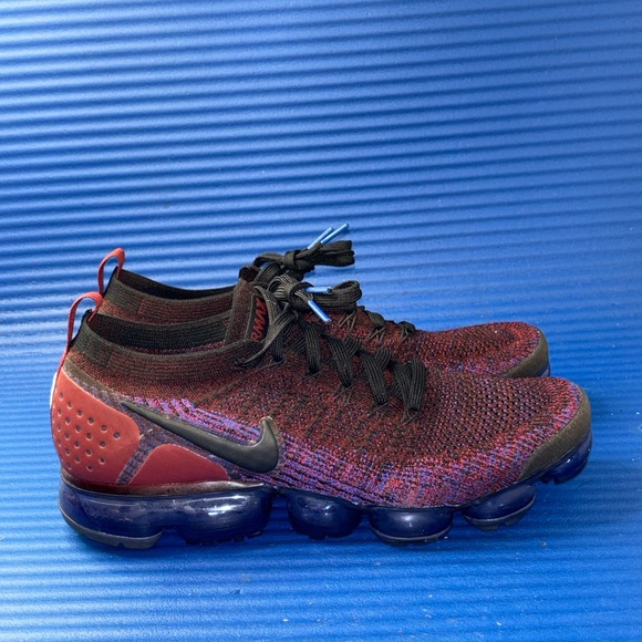 Size 10.5- Men’s Nike Air Vapormax  Flyknit 2 Team Red 942842-006 RARE 2018 - Picture 1 of 8